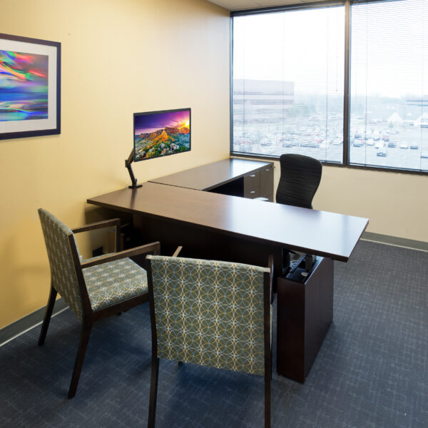 NRI-Private-Office-lo-desk